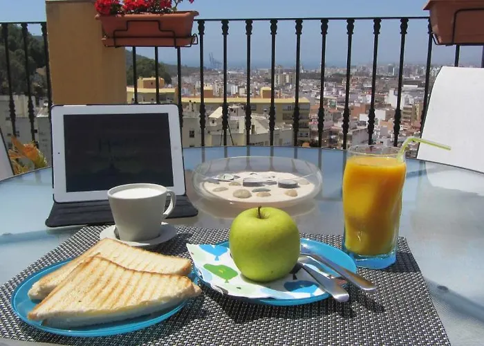 Casa Vazquez Hotel 2*