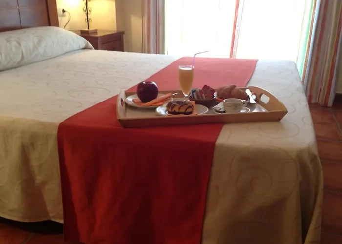 Casa Vazquez Hotel 2*