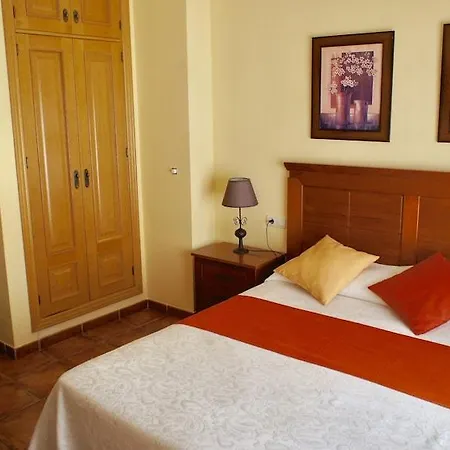 Hotel Casa Vazquez 2*