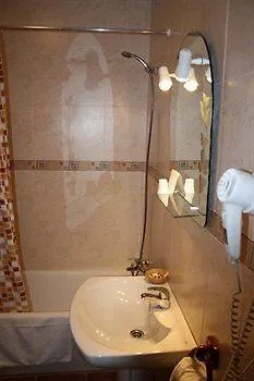 Casa Vazquez Hotel 2*