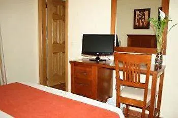 Hotel Casa Vazquez 2*