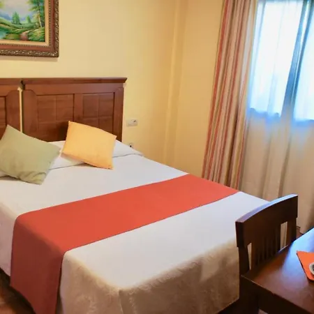 Casa Vazquez Hotel